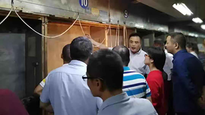 集团一连推进“以客户为中心”，，，，起劲让客户知足” 相关活动--走进诚邦工厂-豪门国际官网
