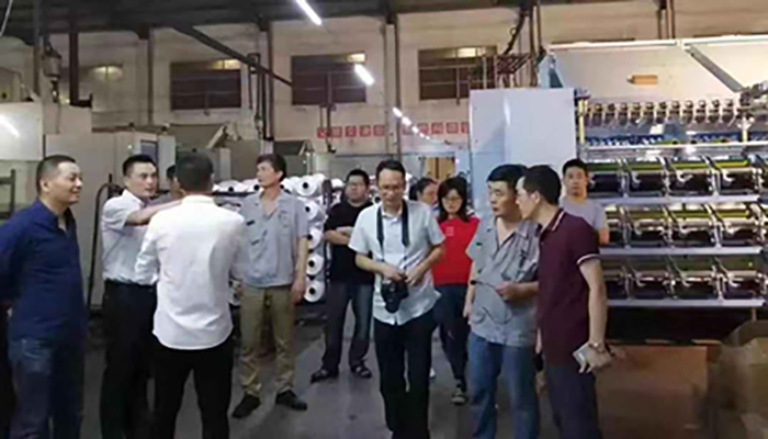 集团一连推进“以客户为中心”，，，，起劲让客户知足” 相关活动--走进诚邦工厂-豪门国际官网