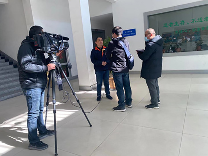 绍兴市公共频道电视台和柯桥区电视台划分赴豪门国际官网采访报道-豪门国际官网