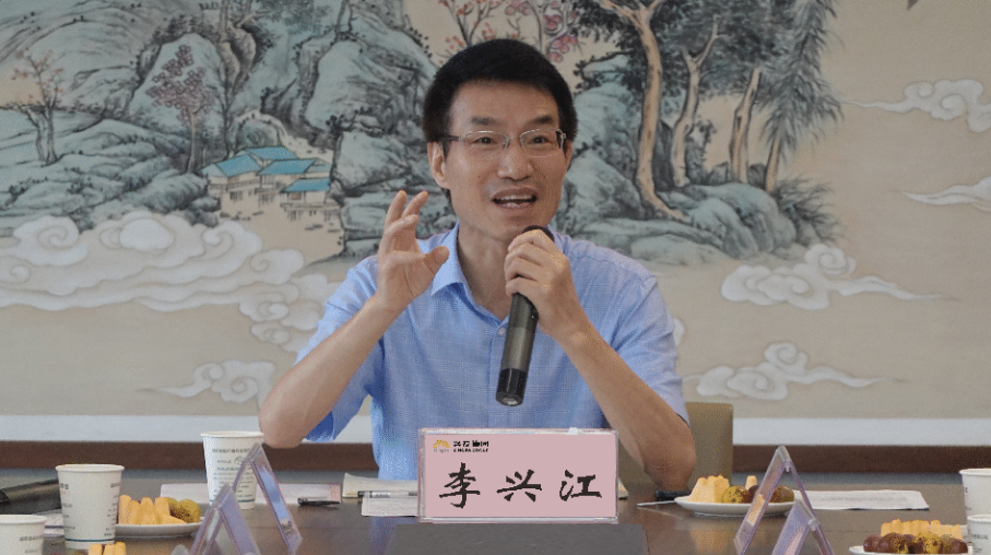 施展党员先锋模范 我为党员增光添彩 争做公司优异员工 — 豪门国际官网集团党支部举行党建活动-豪门国际官网